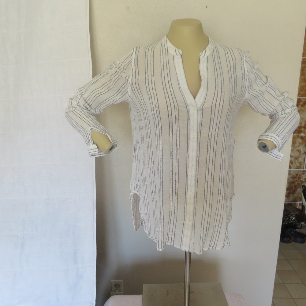 Women's Vince Lightweight Band Collar Button Down V-Neck Shirt Size 12
